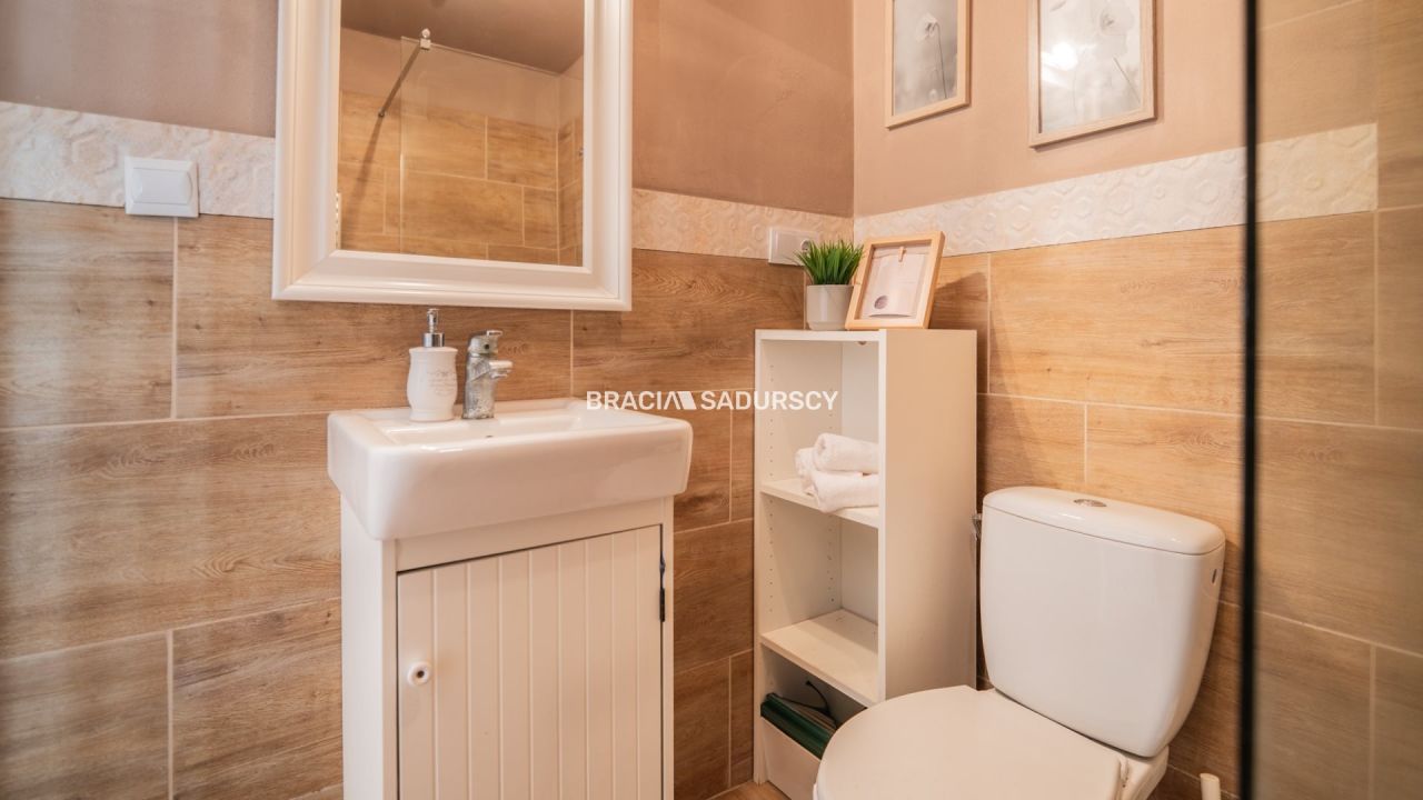 dom wolnostojący, 6 pokoi Gnatowice. Zdjęcie 15