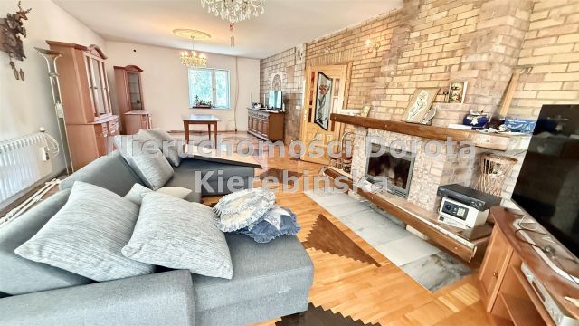 dom wolnostojący, 9 pokoi Ujazd. Zdjęcie 19