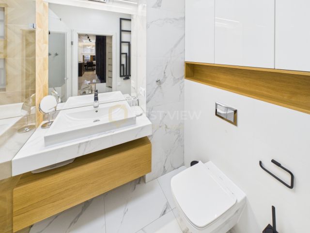 Mieszkanie 3-pokojowe Zamienie. Zdjęcie 11