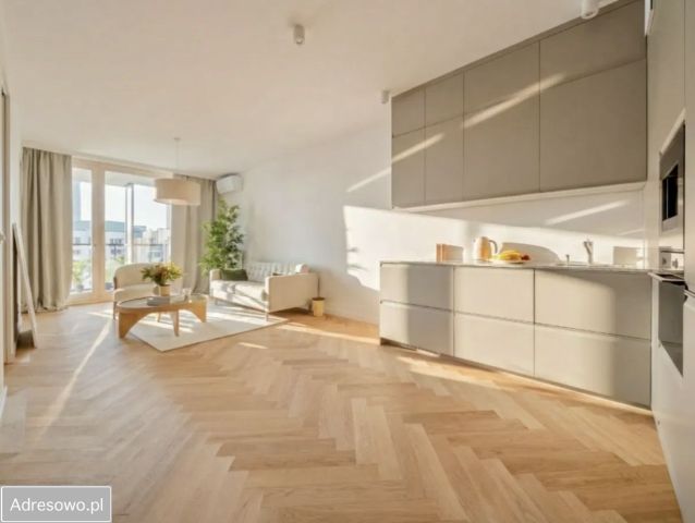 Mieszkanie 2-pokojowe Warszawa Śródmieście, ul. Chmielna. Zdjęcie 1