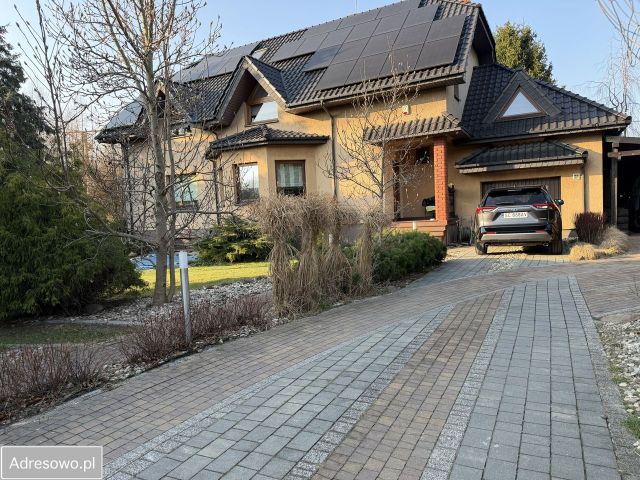 dom wolnostojący, 6 pokoi Częstochowa Północ. Zdjęcie 1