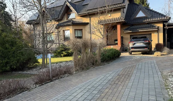 dom wolnostojący, 6 pokoi Częstochowa Północ