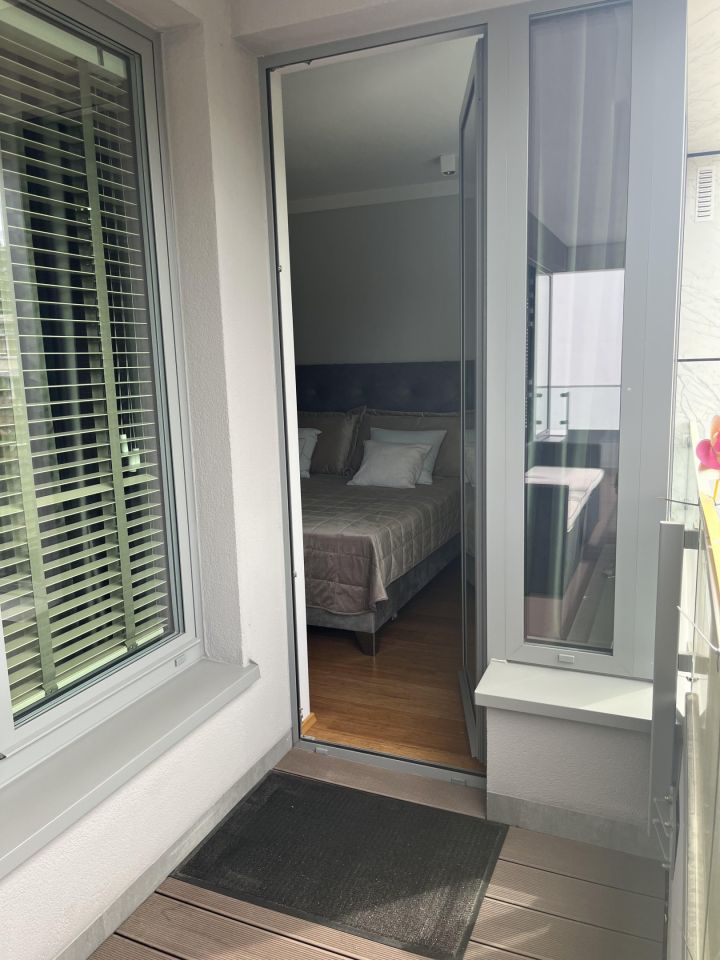 Mieszkanie 3-pokojowe Gdynia Śródmieście, ul. Obrońców Wybrzeża. Zdjęcie 7