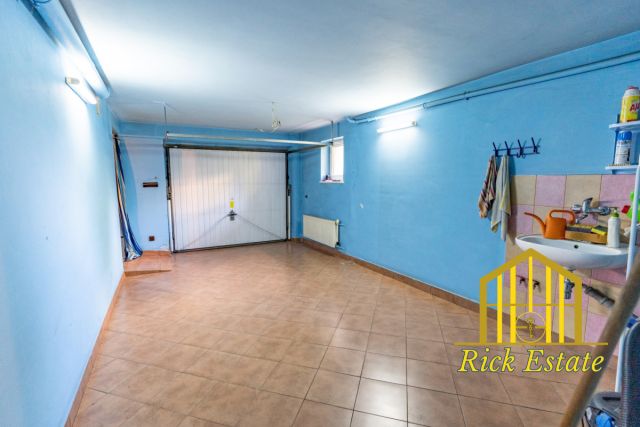 dom wolnostojący, 7 pokoi Bielsko-Biała Lipnik, ul. Chełmska. Zdjęcie 17