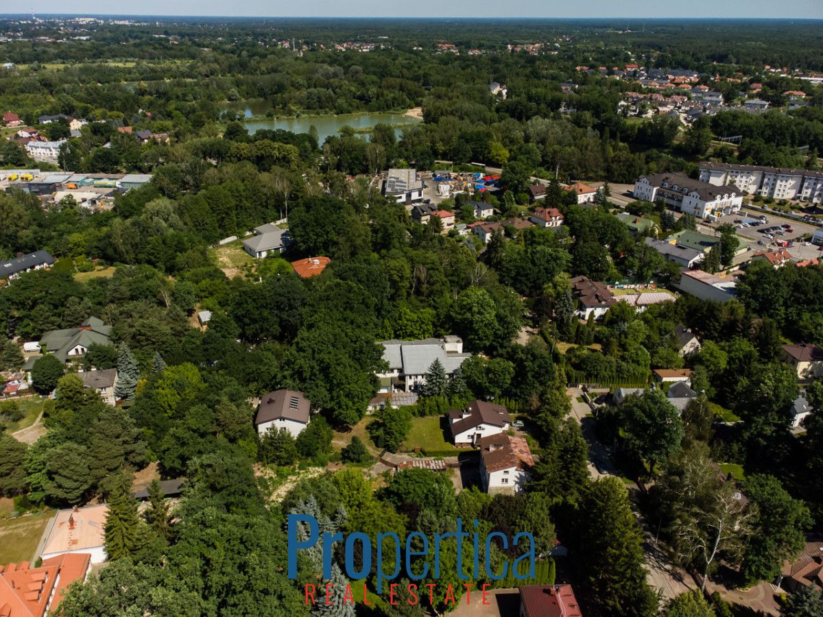dom wolnostojący, 11 pokoi Zielonka, ul. Krzywa. Zdjęcie 15