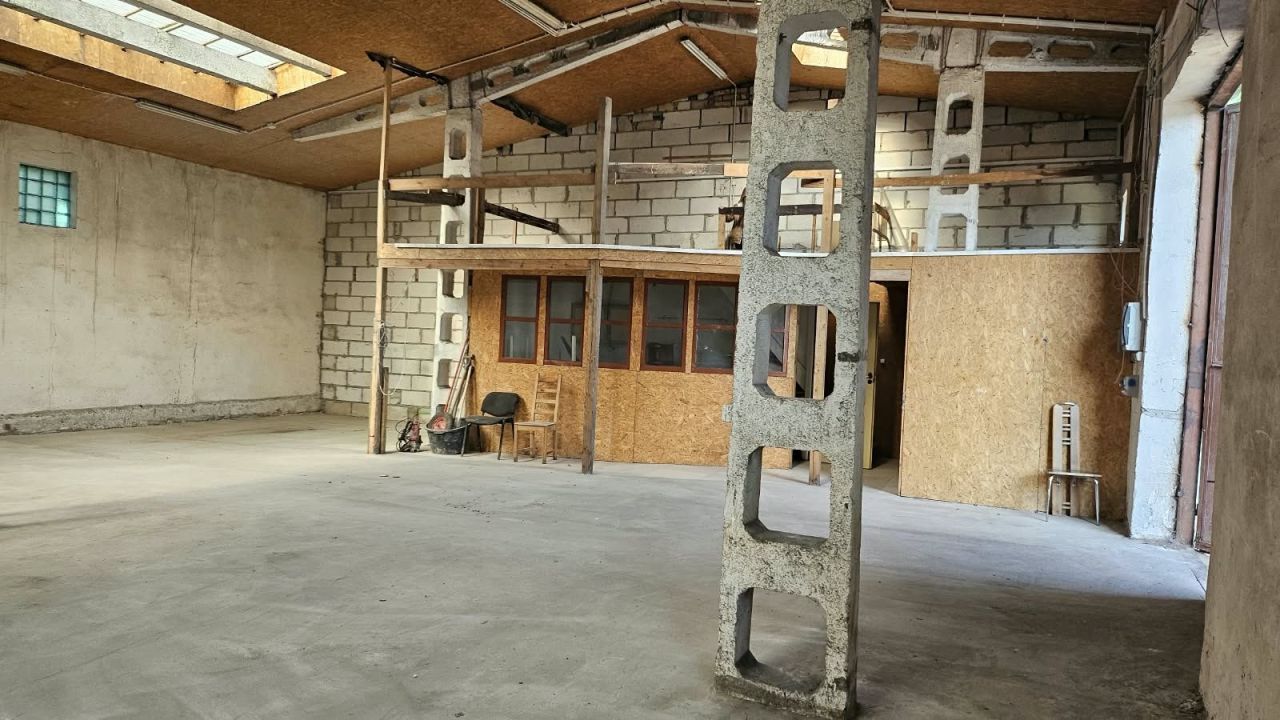 Hala/magazyn Ciechanów. Zdjęcie 2