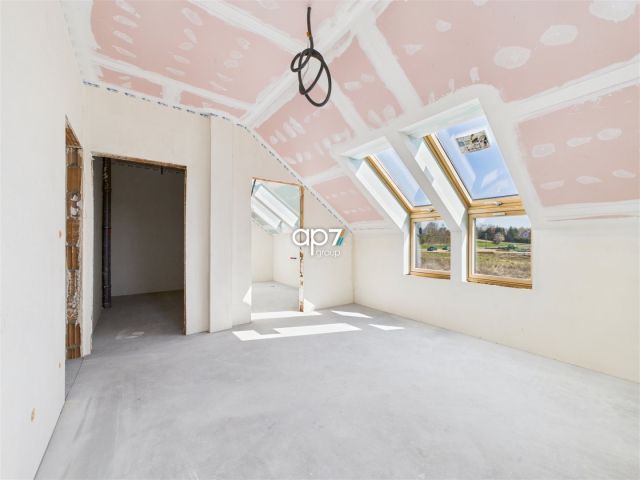 bliźniak, 5 pokoi Cholerzyn. Zdjęcie 9