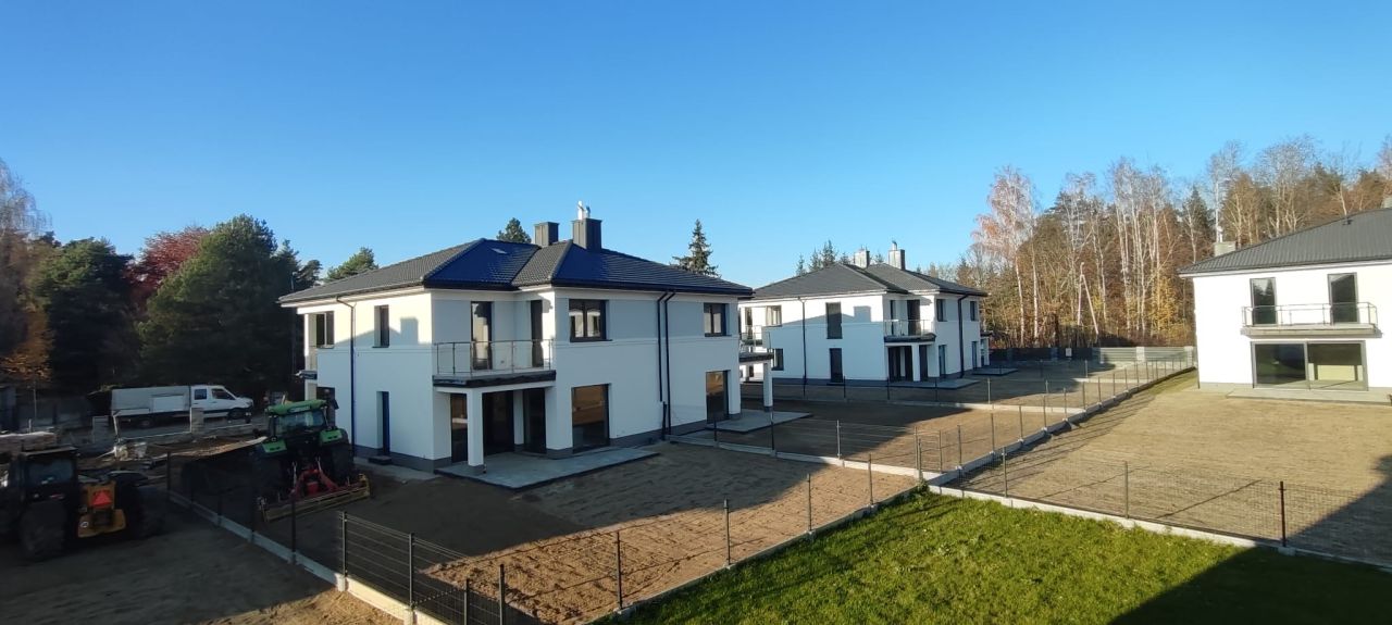 bliźniak, 5 pokoi Łazy, ul. Polna. Zdjęcie 2