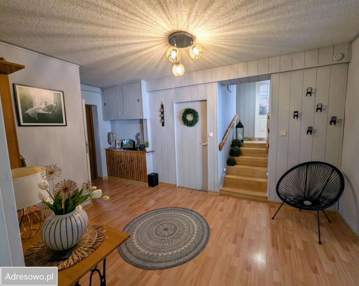 dom wolnostojący, 4 pokoje Wyszobór. Zdjęcie 17