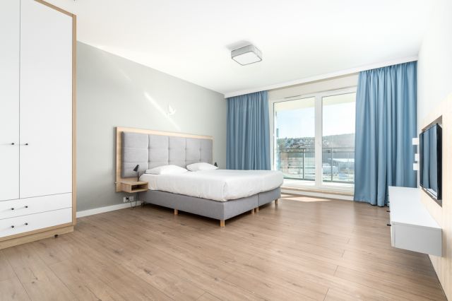 Mieszkanie 4-pokojowe Międzyzdroje, ul. Nowomyśliwska. Zdjęcie 4