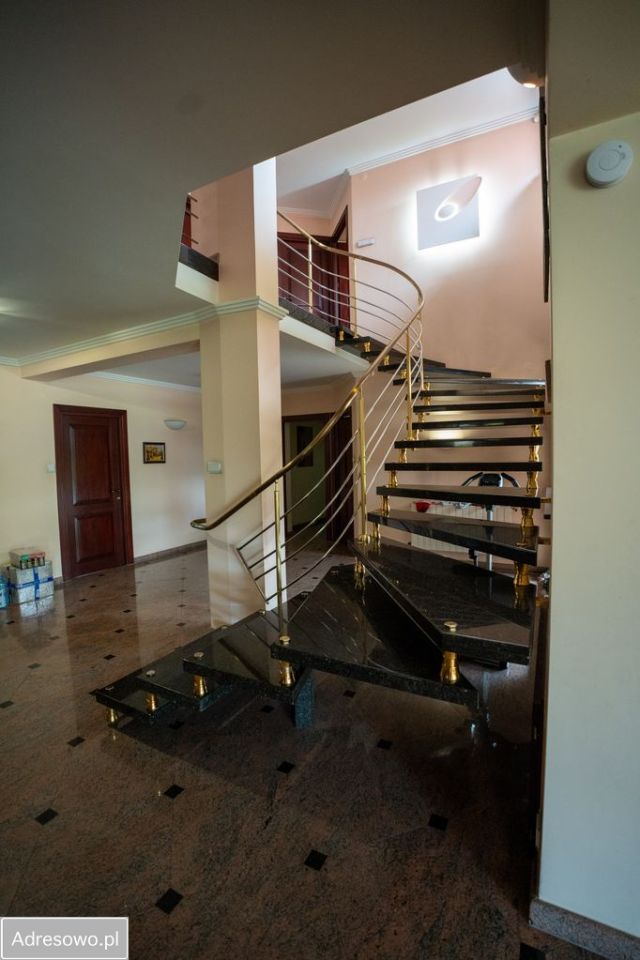 dom wolnostojący, 7 pokoi Nowy Sącz, ul. gen. Wieniawy-Długoszowskiego. Zdjęcie 19