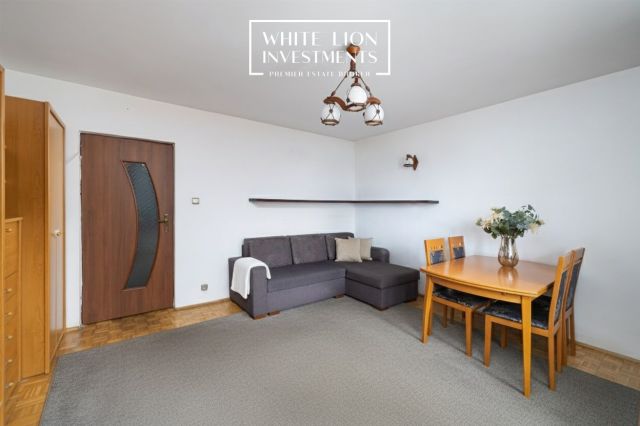 Mieszkanie 3-pokojowe Warszawa Włochy, ul. Komitetu Obrony Robotników. Zdjęcie 1