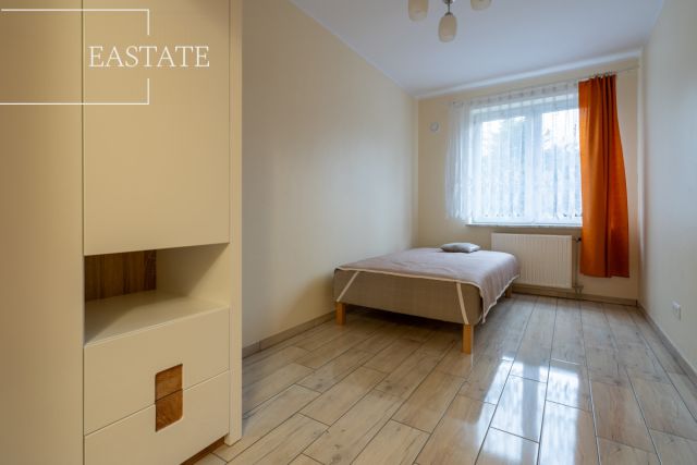 Mieszkanie 2-pokojowe Warszawa Włochy, ul. Naukowa. Zdjęcie 1