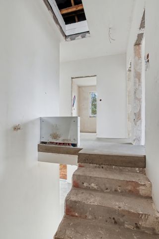 bliźniak, 5 pokoi Dosin. Zdjęcie 35