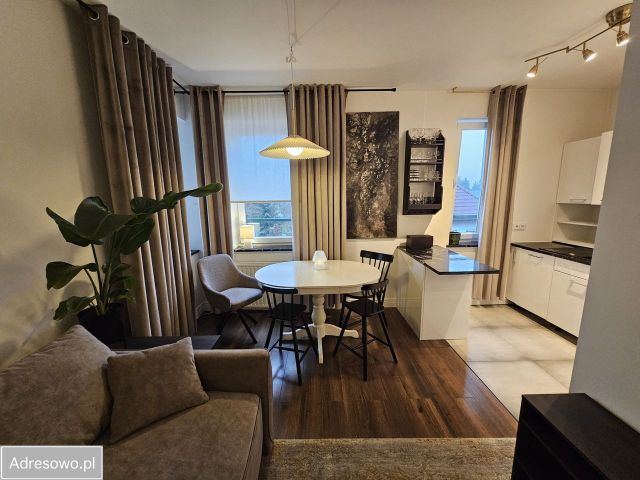 Mieszkanie 3-pokojowe Piaseczno, ul. Stefana Żeromskiego. Zdjęcie 1