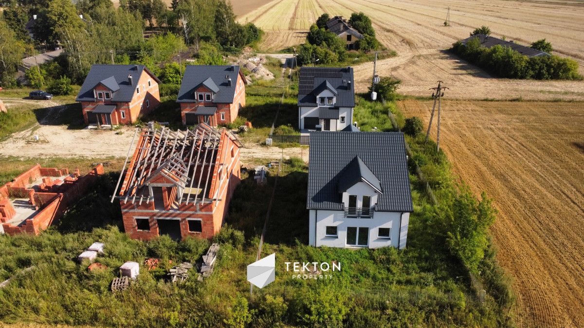 dom wolnostojący, 5 pokoi Płocochowo. Zdjęcie 8