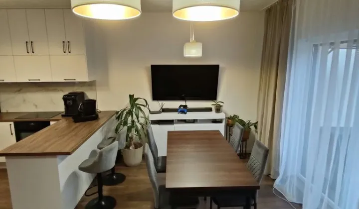dom szeregowy, 4 pokoje Chmielów