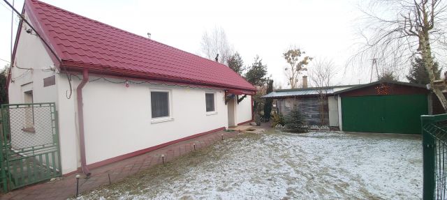 dom wolnostojący, 2 pokoje Słotwiny, ul. Tomaszowska. Zdjęcie 1