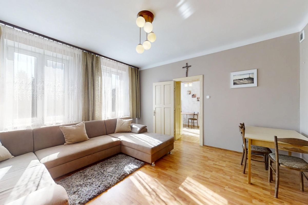 dom wolnostojący, 9 pokoi Ozorków, ul. Prezydenta Gabriela Narutowicza. Zdjęcie 2