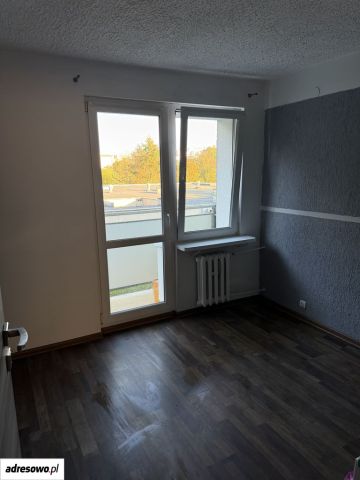 Mieszkanie 3-pokojowe Konin, ul. Powstańców Styczniowych. Zdjęcie 1