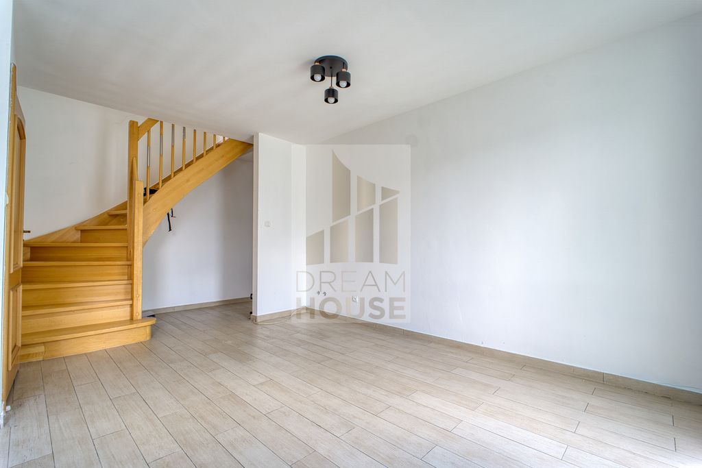 Mieszkanie 5-pokojowe Oleśnica, ul. Brzozowa. Zdjęcie 4