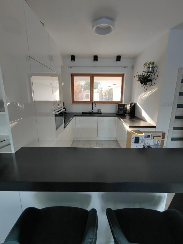 dom szeregowy, 4 pokoje Szczęsne, ul. Orla. Zdjęcie 5