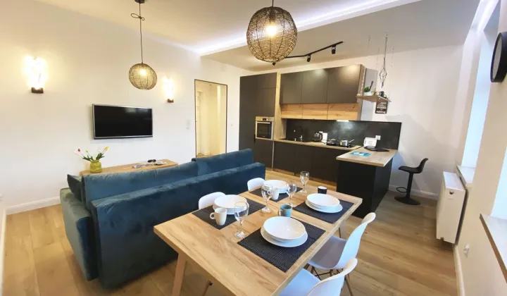 Mieszkanie 3-pokojowe Jelenia Góra Centrum, ul. Wolności