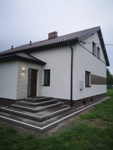 dom wolnostojący, 3 pokoje Bychawa Podzamcze, ul. Mikołaja Pileckiego. Zdjęcie 1
