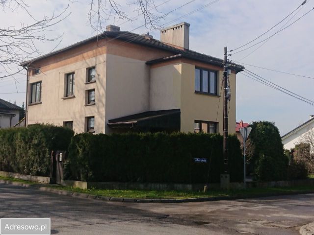 dom wolnostojący, 8 pokoi Brzeszcze, ul. A. Mickiewicza. Zdjęcie 1