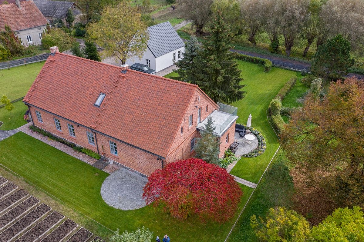 dom wolnostojący, 8 pokoi Kąpławki