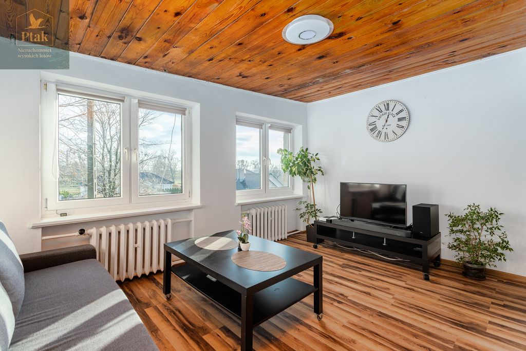 dom wolnostojący, 5 pokoi Tulce. Zdjęcie 8