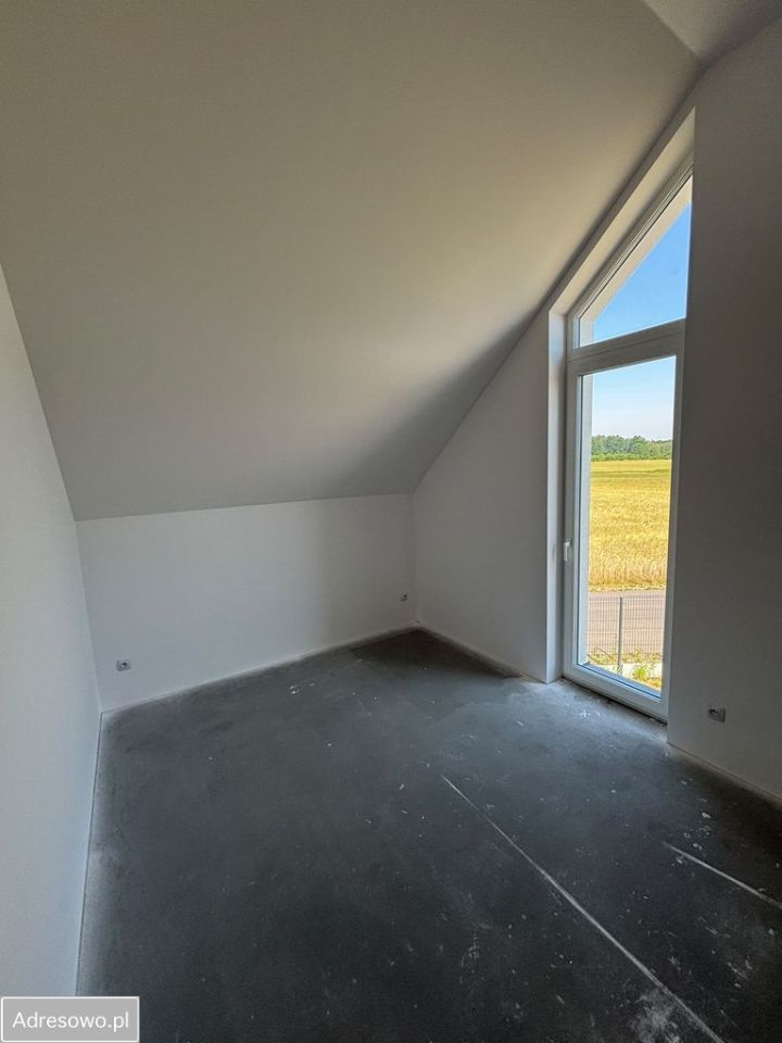 dom wolnostojący, 5 pokoi Tworóg, ul. Skowronków. Zdjęcie 11