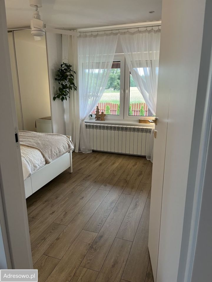 dom wolnostojący, 4 pokoje Bagno. Zdjęcie 11