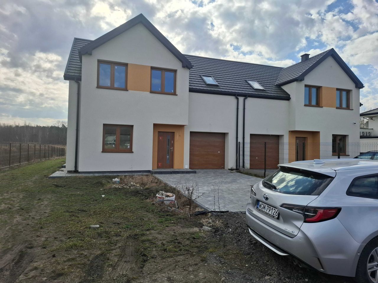 bliźniak Budy-Grzybek, ul. Alpejska. Zdjęcie 3