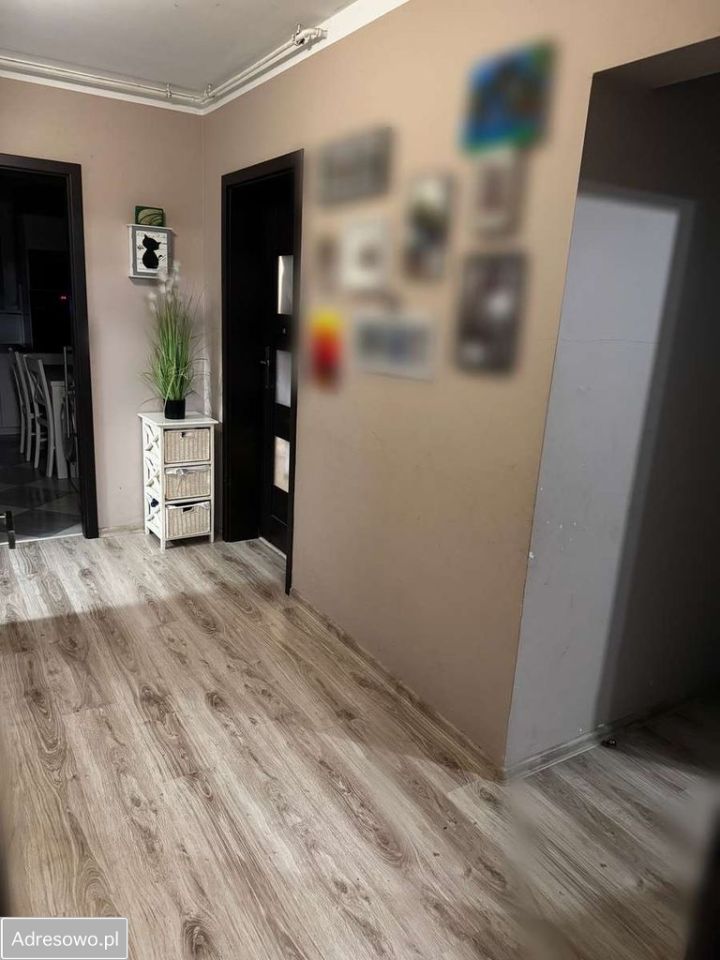 Mieszkanie 3-pokojowe Płoty. Zdjęcie 2
