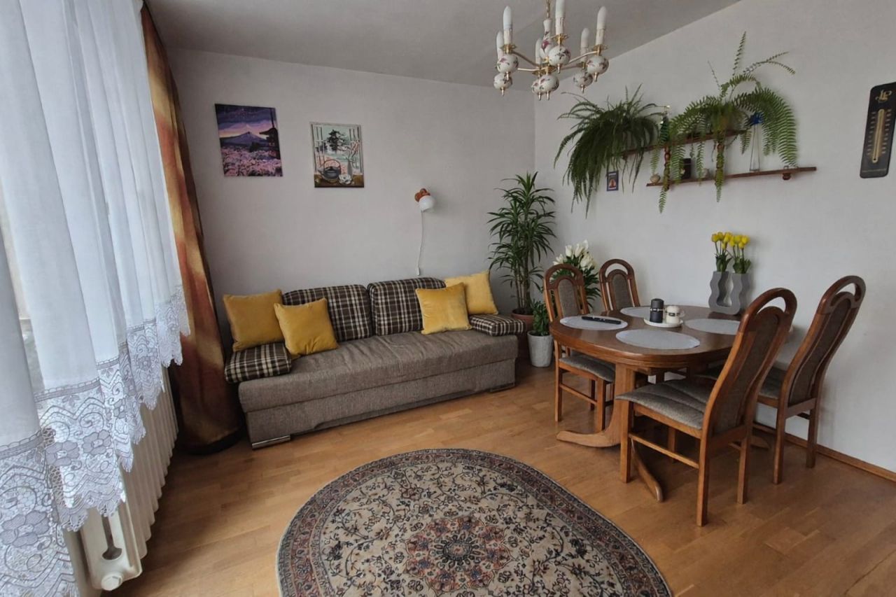 Mieszkanie 3-pokojowe Łódź Retkinia, ul. Władysława Króla. Zdjęcie 1