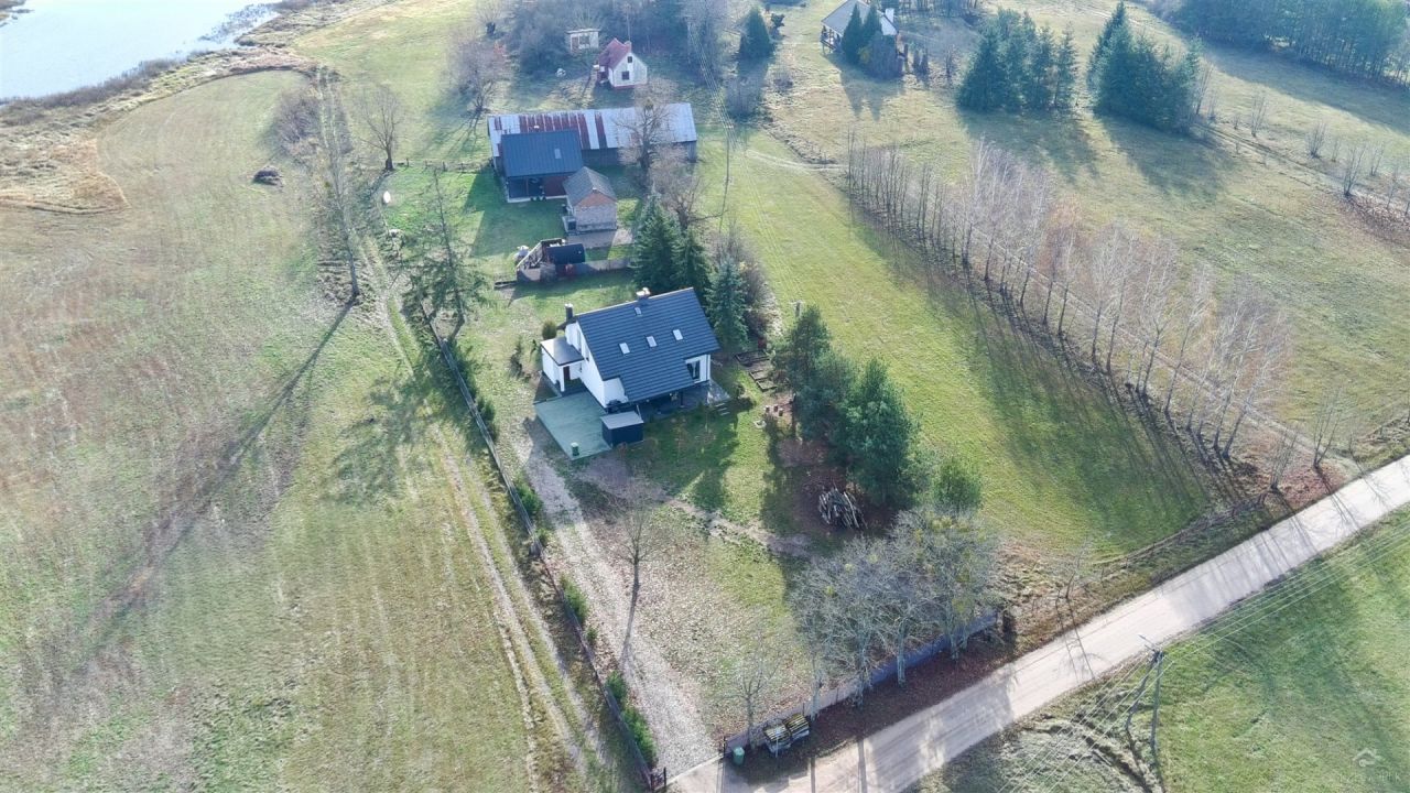 dom wolnostojący, 5 pokoi Budne. Zdjęcie 38