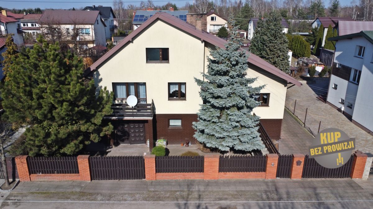 dom wolnostojący, 7 pokoi Sochaczew, ul. Asnyka. Zdjęcie 1