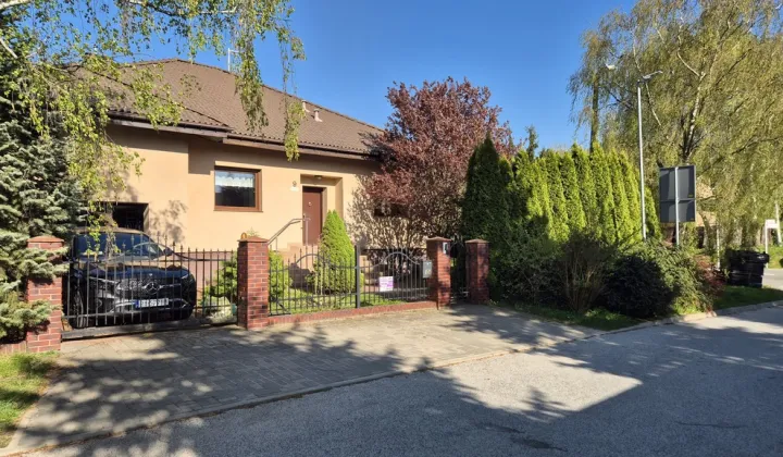 dom wolnostojący, 4 pokoje Suchy Las, ul. Pogodna