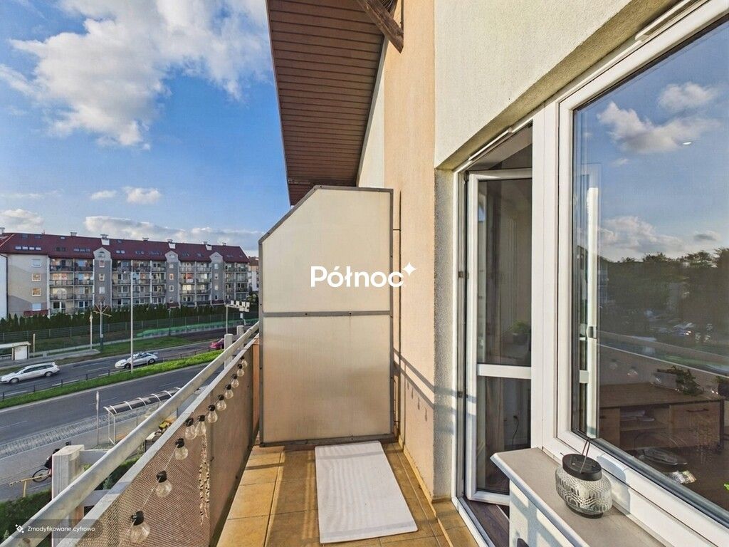 Mieszkanie 3-pokojowe Olsztyn Jaroty, ul. Juliana Dadleza. Zdjęcie 2