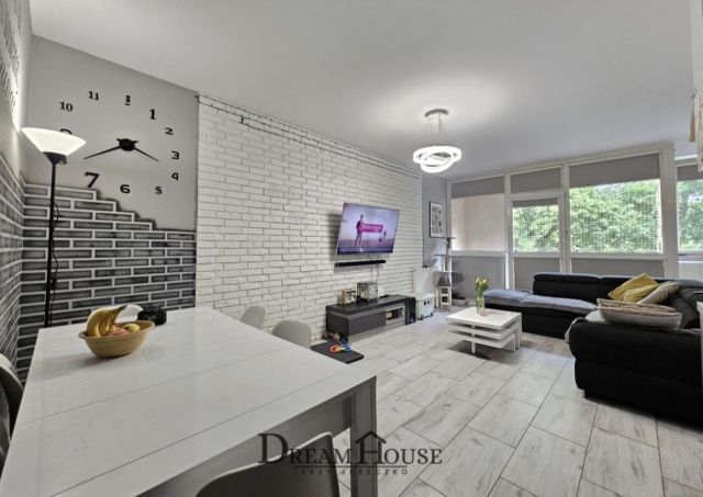 Mieszkanie 5-pokojowe Gorzów Wielkopolski Śródmieście, ul. Juliusza Słowackiego. Zdjęcie 1