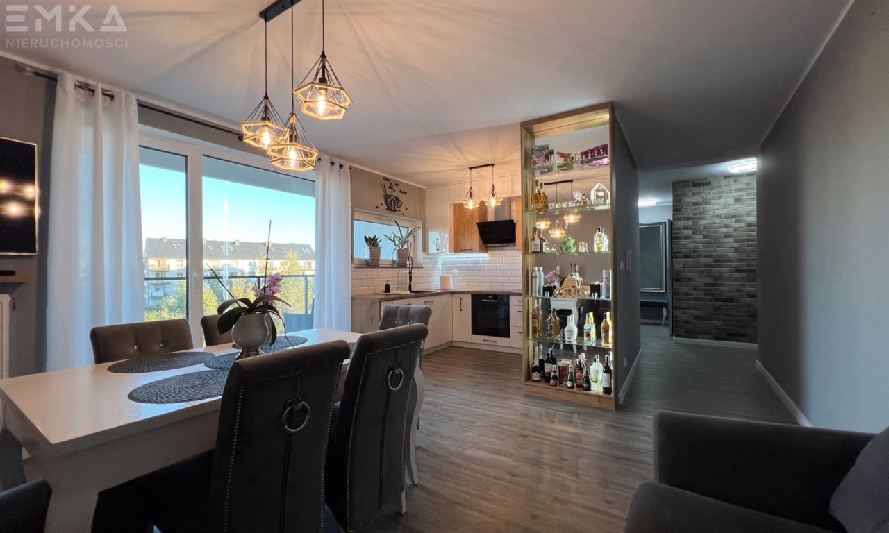 Mieszkanie 4-pokojowe Starogard Gdański, ul. Alojzego Pawła Gusowskiego. Zdjęcie 7