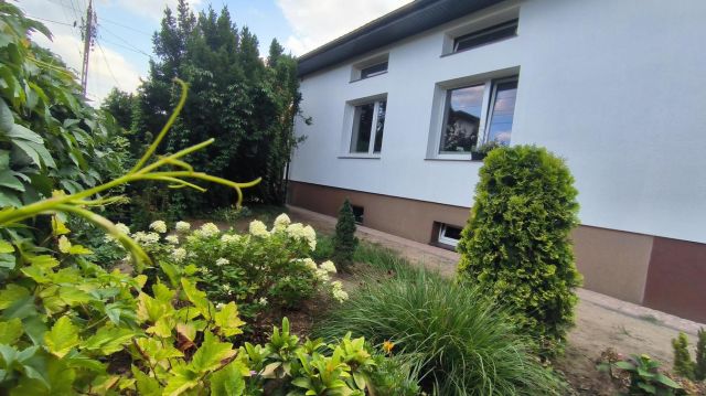 dom wolnostojący, 4 pokoje Grodzisk Mazowiecki. Zdjęcie 16