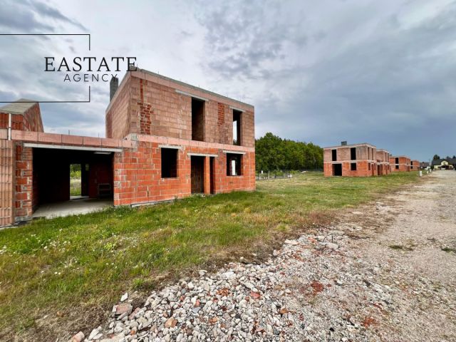 bliźniak, 4 pokoje Grądy, ul. Górna. Zdjęcie 1