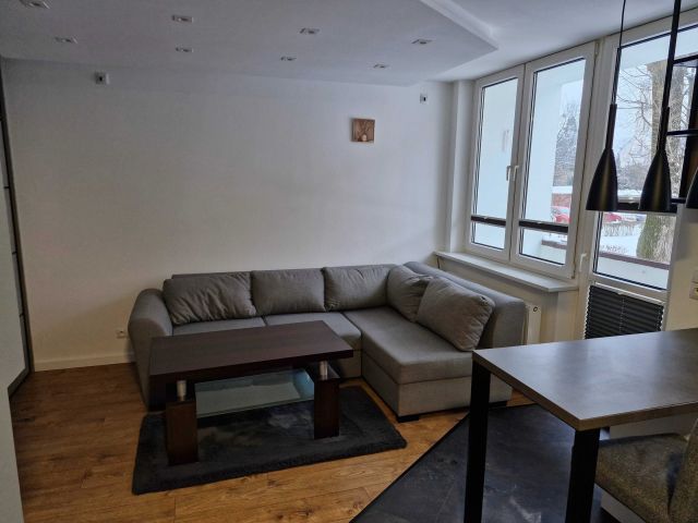 Mieszkanie 3-pokojowe Bielsko-Biała, ul. Piastów Śląskich. Zdjęcie 1