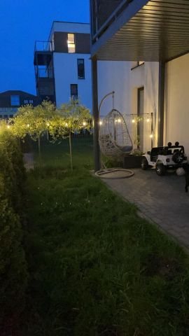 Mieszkanie 3-pokojowe Łazy, ul. Muzyczna. Zdjęcie 1