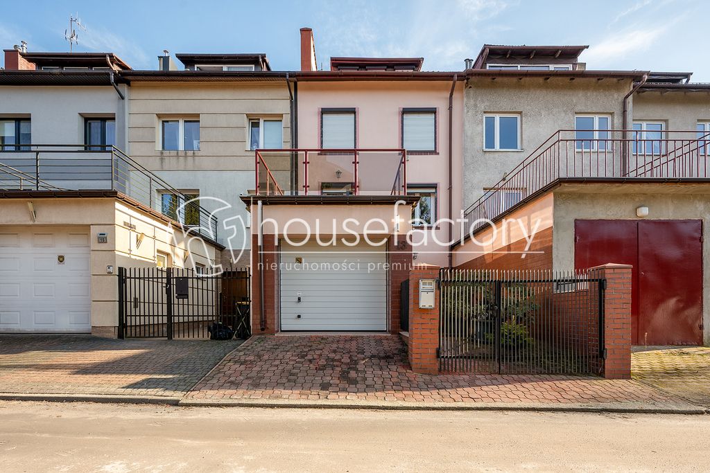 dom szeregowy, 5 pokoi Łódź, ul. Agatowa. Zdjęcie 2