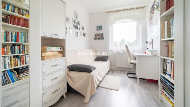 Mieszkanie 3-pokojowe Kraków Swoszowice, ul. Macieja Dębskiego. Zdjęcie 15