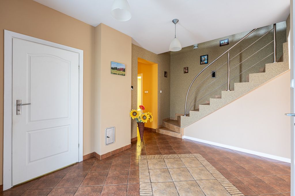 dom wolnostojący, 5 pokoi Kacice. Zdjęcie 9