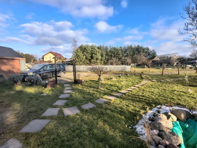 dom wolnostojący, 6 pokoi Ratowice, ul. Sportowa. Zdjęcie 1